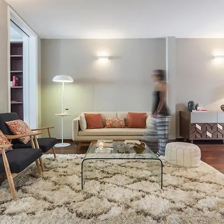 In With Air Conditioning And Terrace *